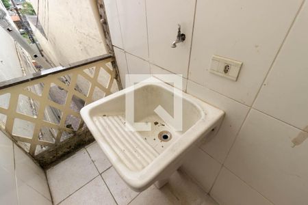 Casa para alugar com 90m², 2 quartos e 1 vagaÁrea de serviço