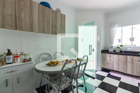 Cozinha  de casa à venda com 3 quartos, 220m² em Centro, Osasco