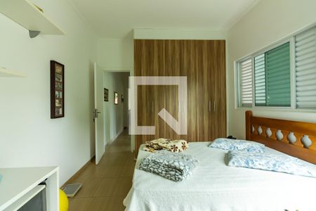 Casa à venda com 220m², 3 quartos e 4 vagas Casa à venda com 220m², 3 quartos e 4 vagasSuíte 1