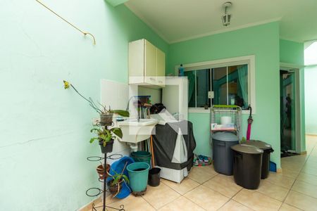 Casa à venda com 220m², 3 quartos e 4 vagas Casa à venda com 220m², 3 quartos e 4 vagasÁrea de Serviço