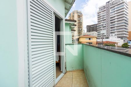 Casa à venda com 220m², 3 quartos e 4 vagas Casa à venda com 220m², 3 quartos e 4 vagasSacada