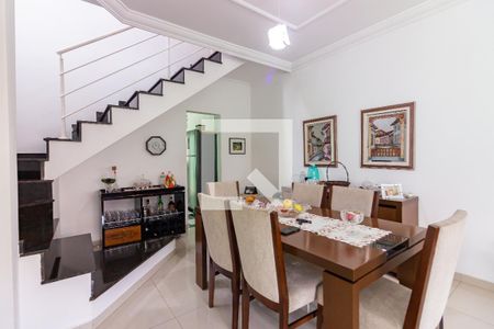 Sala  de casa à venda com 3 quartos, 220m² em Centro, Osasco