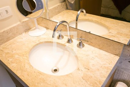 Apartamento para alugar com 104m², 2 quartos e 2 vagas Apartamento para alugar com 104m², 2 quartos e 2 vagasBanheiro da Suíte 2