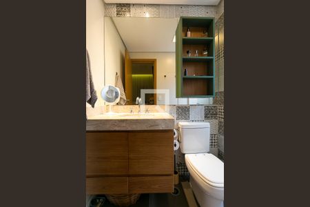 Apartamento para alugar com 104m², 2 quartos e 2 vagas Apartamento para alugar com 104m², 2 quartos e 2 vagasBanheiro da Suíte 2