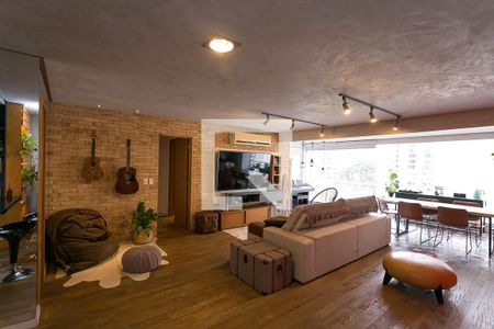 Sala  de apartamento para alugar com 2 quartos, 104m² em Vila Suzana, São Paulo