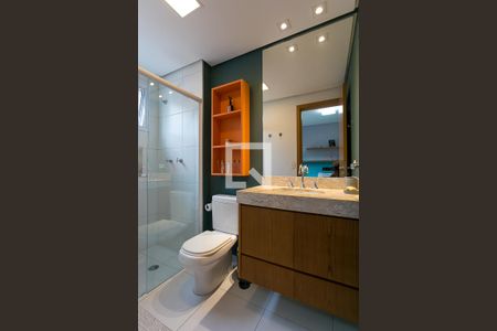 Apartamento para alugar com 104m², 2 quartos e 2 vagas Apartamento para alugar com 104m², 2 quartos e 2 vagasBanheiro da Suíte 1