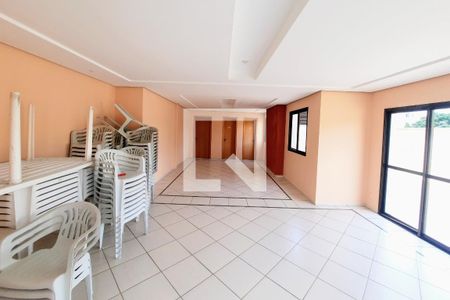 Apartamento para alugar com 65m², 2 quartos e 1 vagaÁrea comum - Salão de festas
