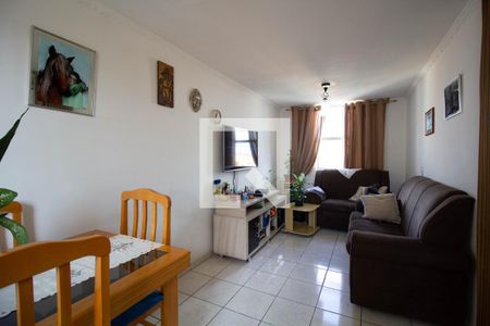 Sala de apartamento à venda com 2 quartos, 56m² em Conjunto Residencial José Bonifácio, São Paulo