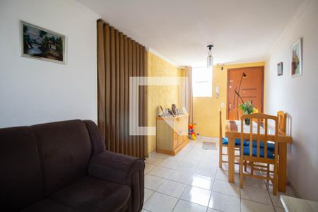 Sala de apartamento à venda com 2 quartos, 56m² em Conjunto Residencial José Bonifácio, São Paulo