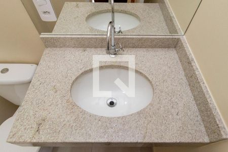 Apartamento para alugar com 57m², 2 quartos e 1 vagaDetalhe Banheiro - Social