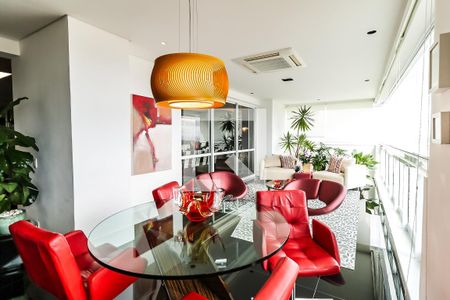 Apartamento à venda com 473m², 3 quartos e 5 vagasVaranda