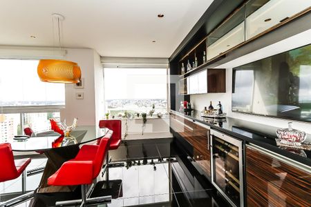 Apartamento à venda com 473m², 3 quartos e 5 vagasVaranda