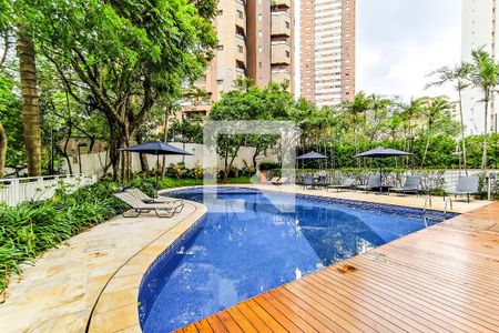 Apartamento à venda com 473m², 3 quartos e 5 vagasÁrea Comum - Piscina