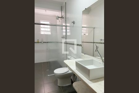 Casa para alugar com 260m², 3 quartos e 3 vagasBanheiro 2