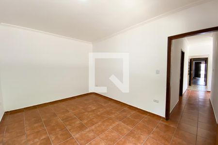 Casa para alugar com 260m², 3 quartos e 3 vagasSuíte 