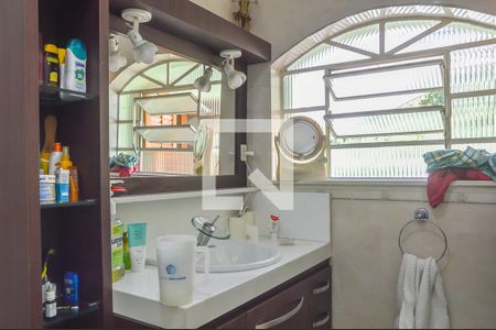 Casa à venda com 400m², 4 quartos e 4 vagasCloset da suíte