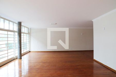 Sala de casa para alugar com 5 quartos, 580m² em Pacaembu, São Paulo