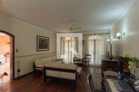 Sala de casa à venda com 3 quartos, 240m² em Jardim Leonor, Campinas