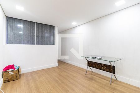 Casa à venda com 160m², 4 quartos e 1 vagaSala