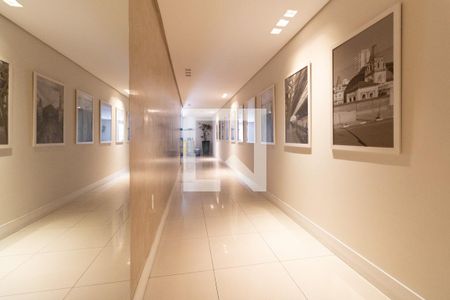 Apartamento para alugar com 68m², 2 quartos e 1 vagaHall social