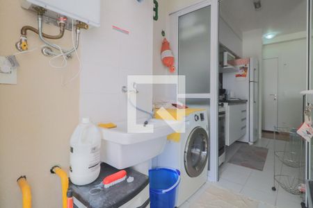 Apartamento para alugar com 68m², 2 quartos e 1 vagaÁrea de Serviços
