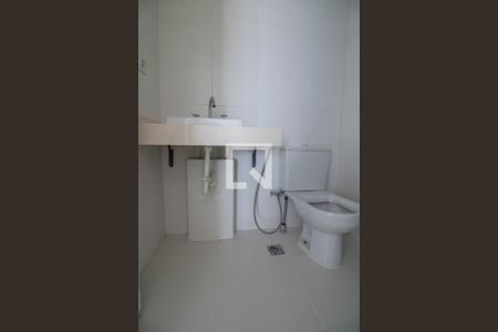 Apartamento à venda com 85m², 2 quartos e 1 vaga Apartamento à venda com 85m², 2 quartos e 1 vagaBanheiro Suíte 1