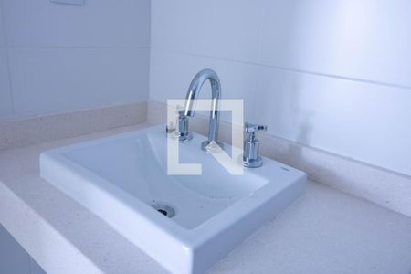 Apartamento à venda com 85m², 2 quartos e 1 vaga Apartamento à venda com 85m², 2 quartos e 1 vagaBanheiro Suíte 1