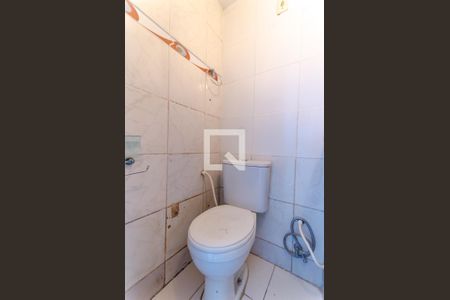 Apartamento para alugar com 33m², 2 quartos e sem vaga Apartamento para alugar com 33m², 2 quartos e sem vagaBanheiro