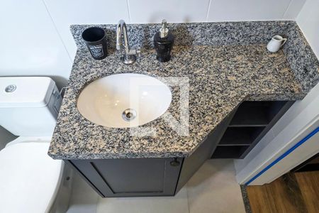 Apartamento para alugar com 65m², 2 quartos e 1 vaga Apartamento para alugar com 65m², 2 quartos e 1 vagaBanheiro da Suíte