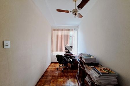 Casa à venda com 140m², 2 quartos e 1 vagaEscritório