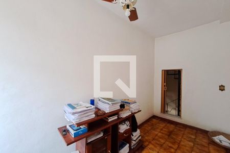 Casa à venda com 140m², 2 quartos e 1 vagaEscritório