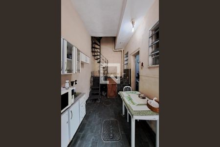 Casa à venda com 140m², 2 quartos e 1 vagaÁrea de Serviço