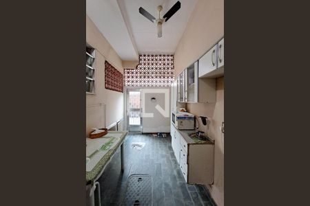 Casa à venda com 140m², 2 quartos e 1 vagaÁrea de Serviço