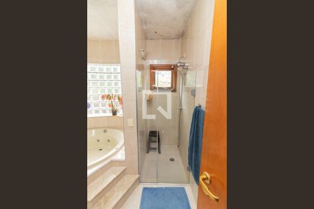 Casa à venda com 400m², 4 quartos e 3 vagasSuite Master Banheiro