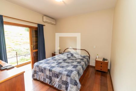 Casa à venda com 400m², 4 quartos e 3 vagasSuite Master 