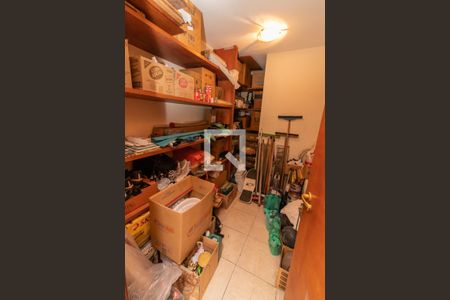 Casa à venda com 400m², 4 quartos e 3 vagasSalão de festas - Quarto Deposito