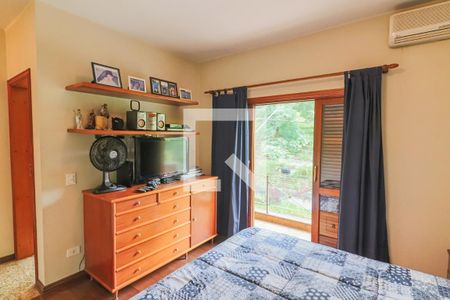 Casa à venda com 400m², 4 quartos e 3 vagasSuite Master 