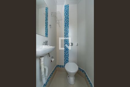 Apartamento à venda com 90m², 3 quartos e sem vaga Apartamento à venda com 90m², 3 quartos e sem vagaBanheiro Área de Serviço