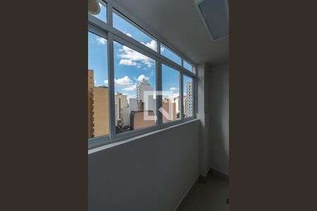 Apartamento à venda com 90m², 3 quartos e sem vaga Apartamento à venda com 90m², 3 quartos e sem vagaÁrea de Serviço