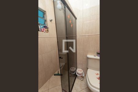 Casa à venda com 144m², 2 quartos e 1 vaga Casa à venda com 144m², 2 quartos e 1 vagaBanheiro da suíte 1