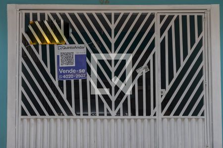 Casa à venda com 144m², 2 quartos e 1 vaga Casa à venda com 144m², 2 quartos e 1 vagaFachada plaquinha