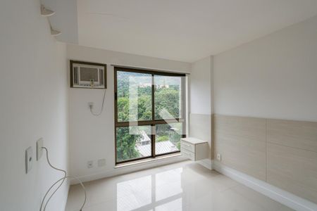 Apartamento à venda com 90m², 3 quartos e 2 vagas Apartamento à venda com 90m², 3 quartos e 2 vagasQuarto 3 - Suíte