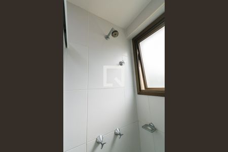 Apartamento à venda com 90m², 3 quartos e 2 vagas Apartamento à venda com 90m², 3 quartos e 2 vagasBanheiro da Suíte