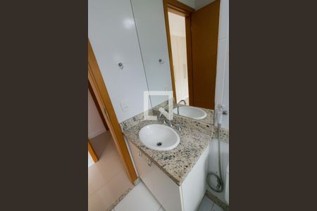 Apartamento à venda com 90m², 3 quartos e 2 vagas Apartamento à venda com 90m², 3 quartos e 2 vagasBanheiro da Suíte