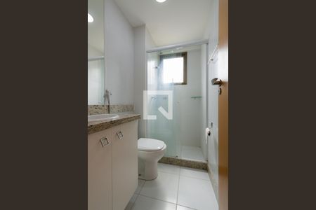 Apartamento à venda com 90m², 3 quartos e 2 vagas Apartamento à venda com 90m², 3 quartos e 2 vagasBanheiro da Suíte
