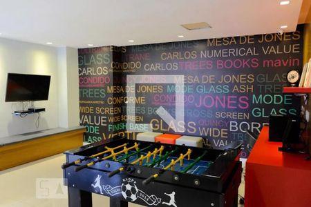 Apartamento à venda com 90m², 3 quartos e 2 vagas Apartamento à venda com 90m², 3 quartos e 2 vagasSalão de Jogos