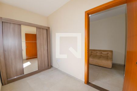 Quarto 2 de apartamento para alugar com 2 quartos, 62m² em Campeche Central, Florianópolis