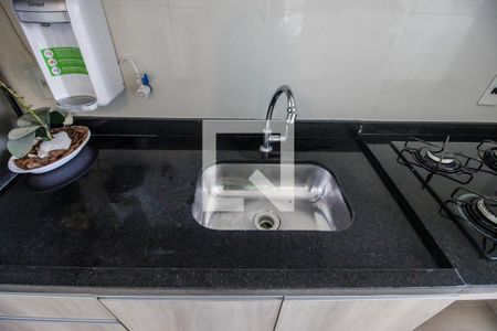 Apartamento para alugar com 55m², 2 quartos e 1 vagaDetalhe da cozinha