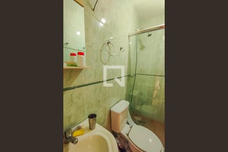 Casa à venda com 135m², 3 quartos e 2 vagasBanheiro