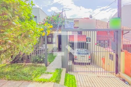 Casa à venda com 135m², 3 quartos e 2 vagasFachada